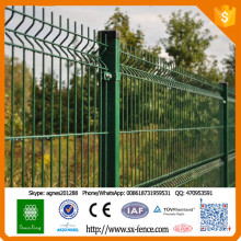 Galvanized Security curvy welded Wire mesh fence Security Fence